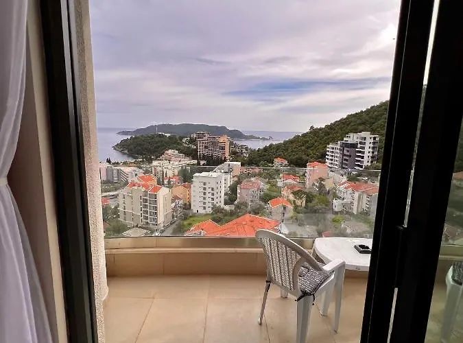 Sea & Sky Apartments